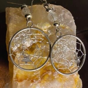 Sterling Silver NWTS-Handmade Wire Dream Catcher Earnings. Stunning!